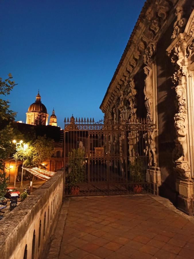Sogno Etneo Bed & Breakfast Catania Bagian luar foto