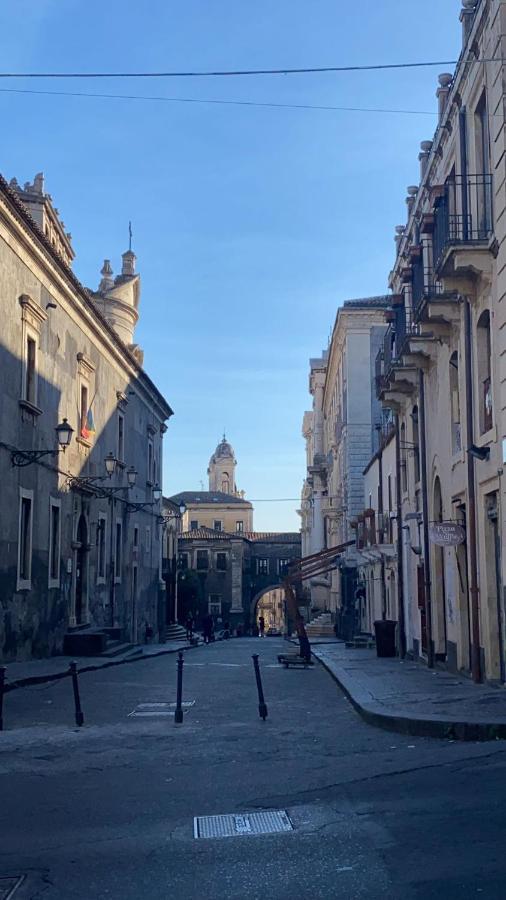 Sogno Etneo Bed & Breakfast Catania Bagian luar foto