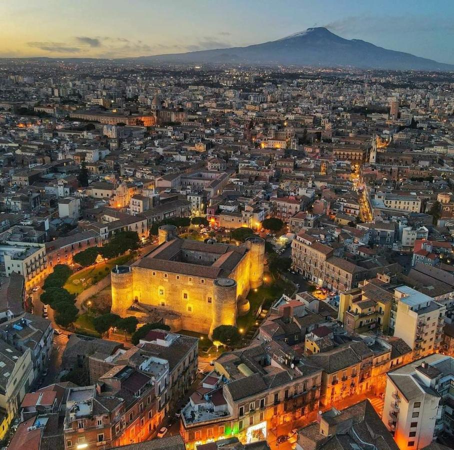 Sogno Etneo Bed & Breakfast Catania Bagian luar foto
