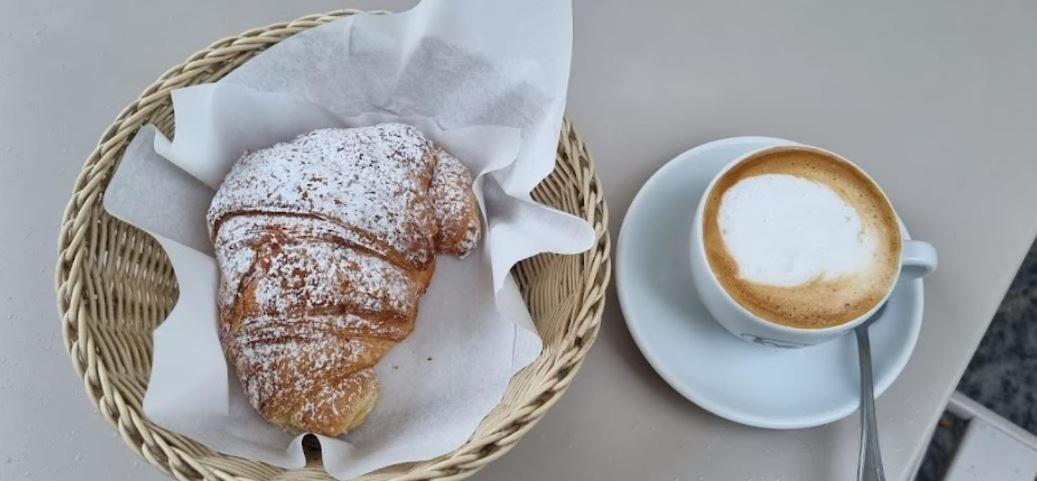 Sogno Etneo Bed & Breakfast Catania Bagian luar foto